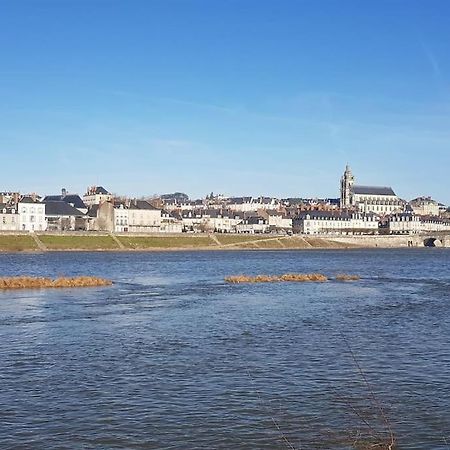 Apartamento Le Refuge Des Corderies Blois Exterior foto