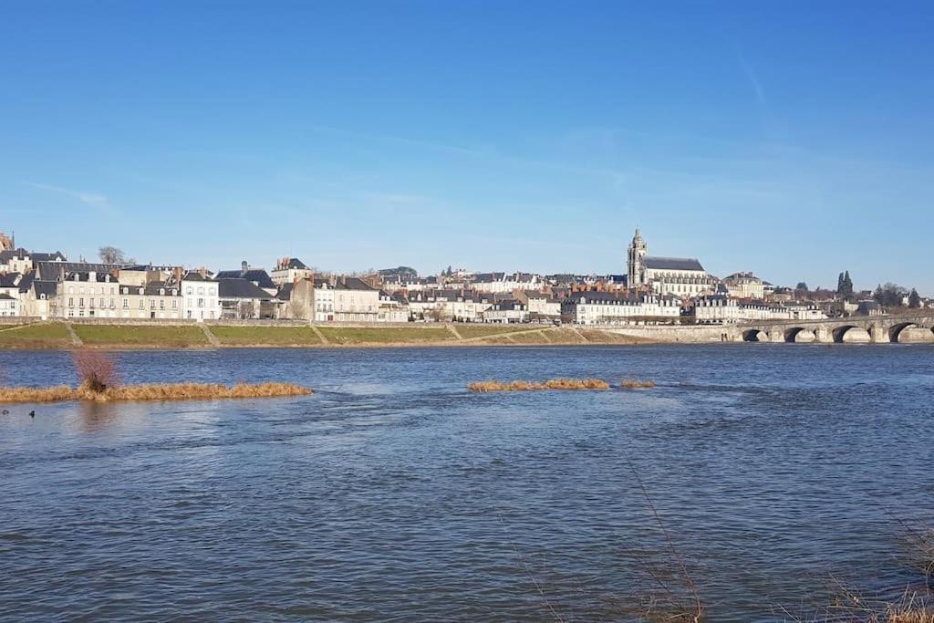Apartamento Le Refuge Des Corderies Blois Exterior foto